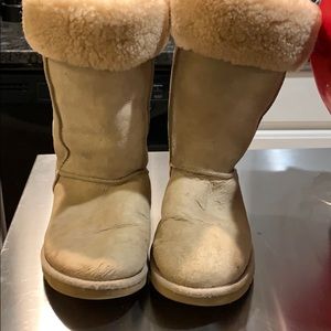 Tan uggs women’s-pre-owned